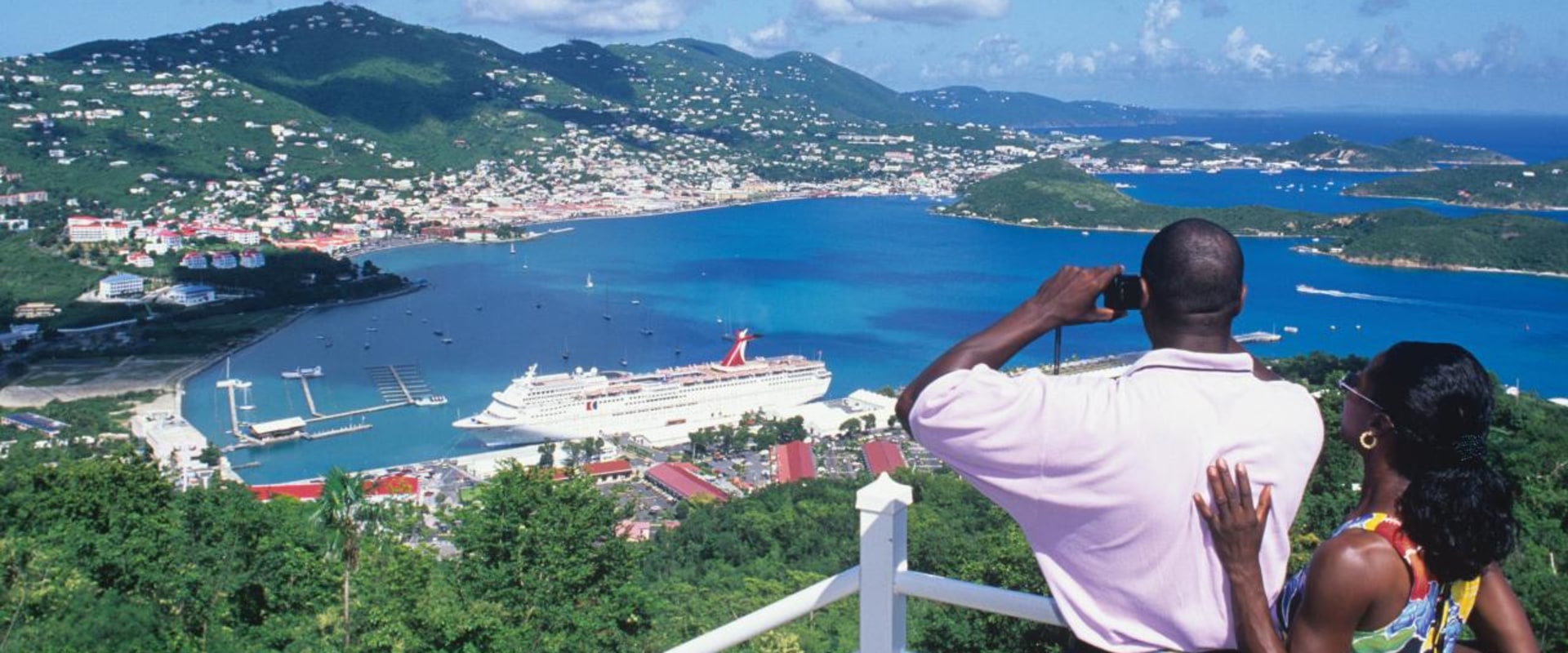 Exploring the US Virgin Islands: Island Hopping Made Easy